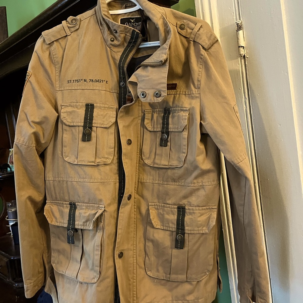 Brand new GANDYS unique tan travel jacket size women’s small